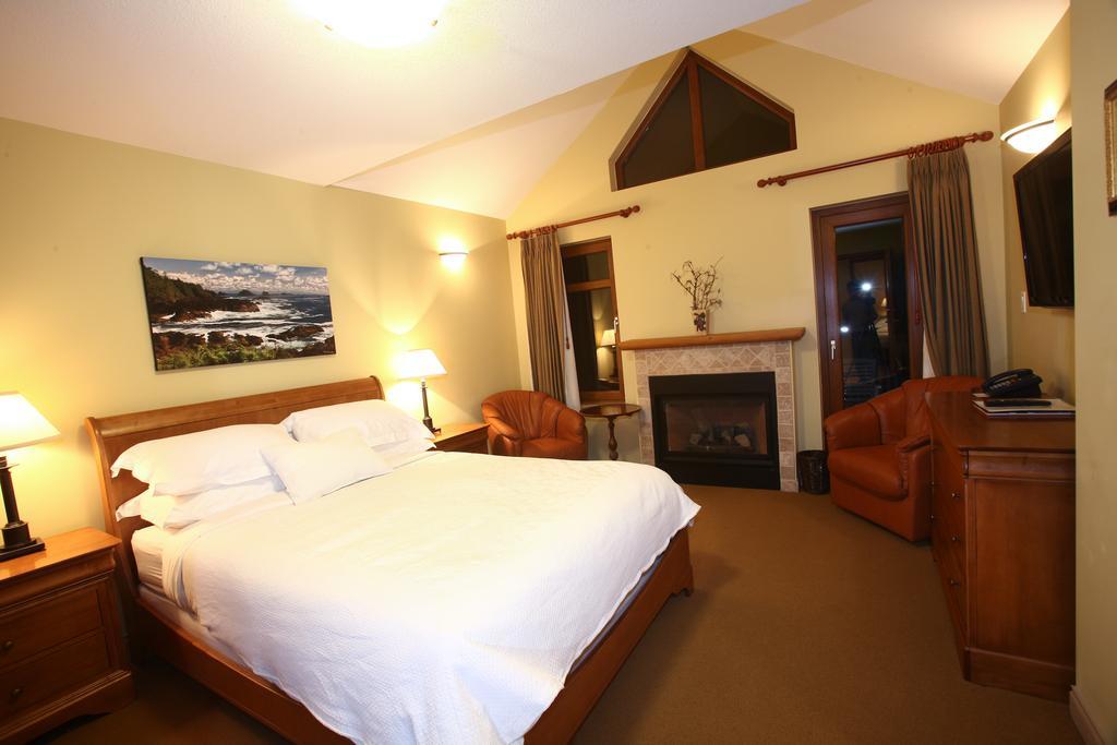 Whistler Alpine Chalet Retreat & Wellness Villa Екстериор снимка